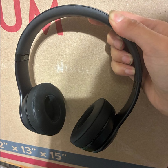 Wireless Black Headphones